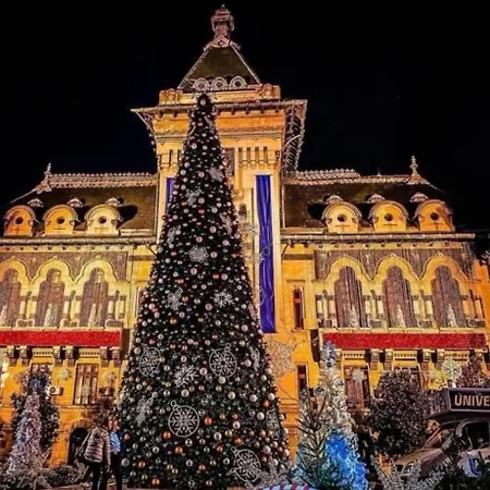 Stadium & Terrace Apartment *